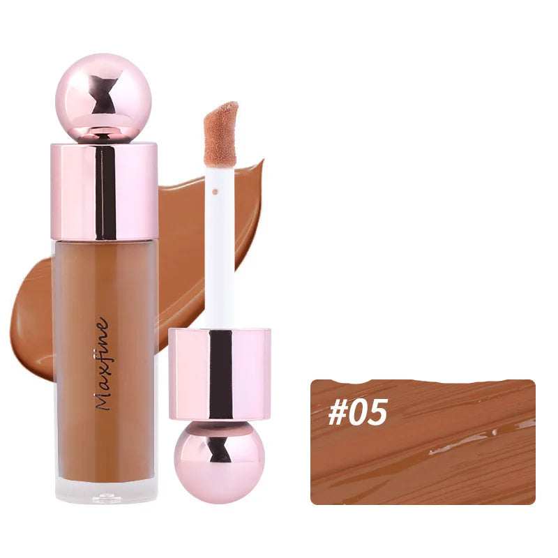 Maxfine Liquid Concealer – Smooth & Natural Coverage